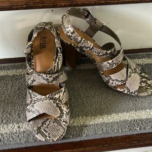 NWOT a.n.a faux snake skin high heels.